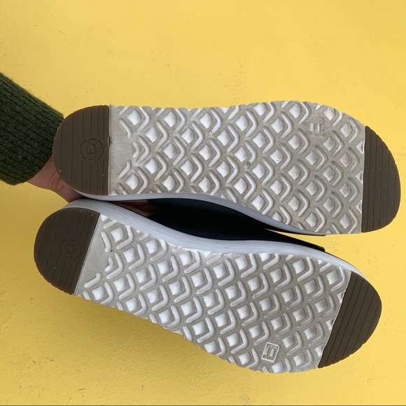 UGG platform open sandals shoes Hanneli black 8 chunky beachy sport y2k - Picture 2 of 11